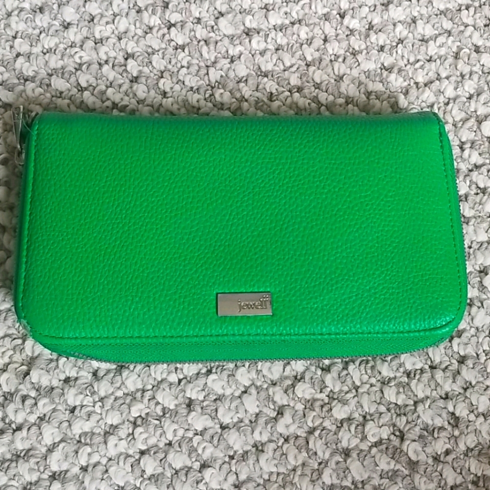 Thirty-One All About The Benjamin's Wallet